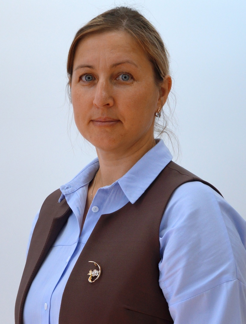 Дамбиева Мария Владимировна.